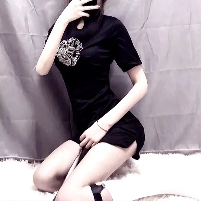 山茶花飘零